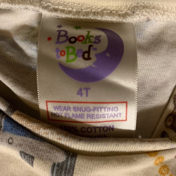 Gap toddler unisex pajamas bundle - Picture 3 of 7